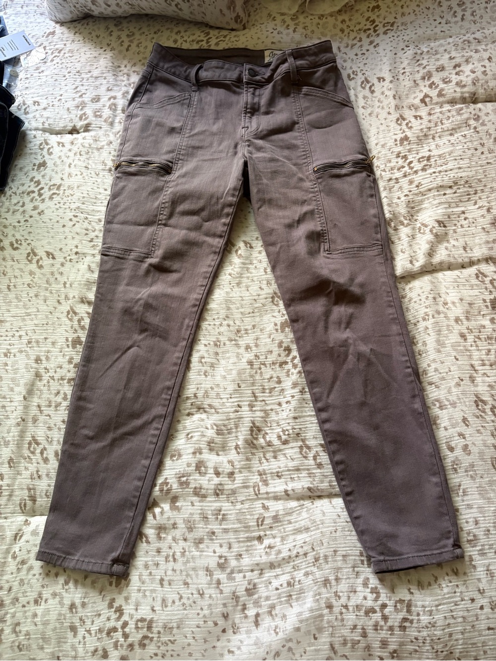 Women's Slim Cargo Pants in Brown — Tailored Utility Style